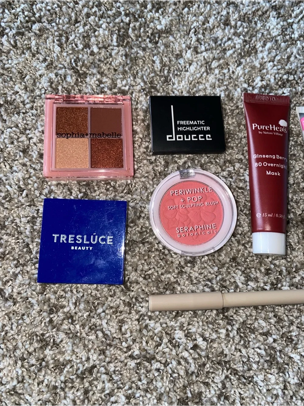 Makeup Sample Lot
